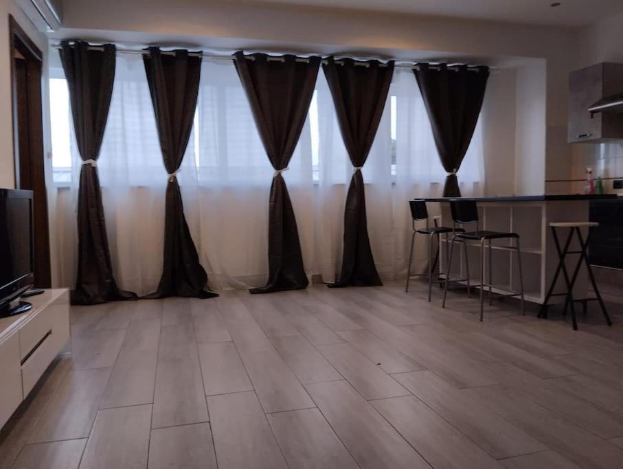Appartamento Borgo Antico Paruzzaro Exterior photo