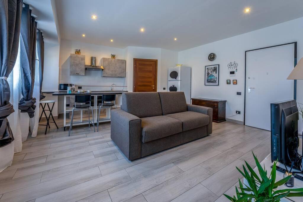 Appartamento Borgo Antico Paruzzaro Exterior photo